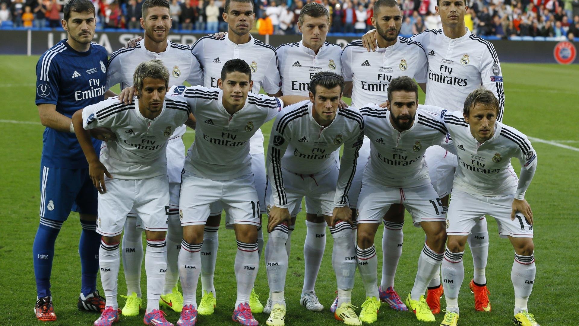 足球训练加入防摔保护技能教学内容，足球运动防护